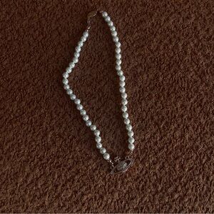 Vivienne Westwood Sliver Mini Bas Relief Pearl Crystal Choker Necklace